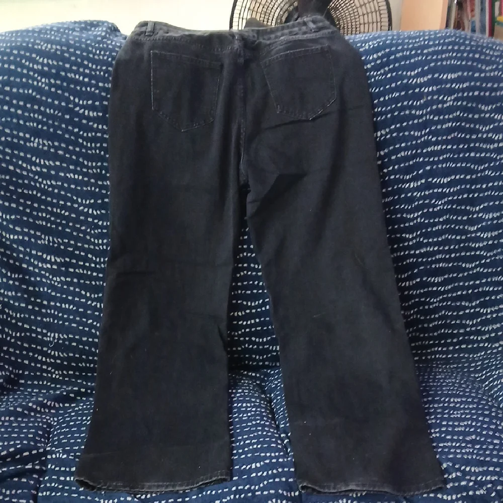 Source Unknown Black Pants with Yellow Drip Emoji Design - Picture 3 of 3